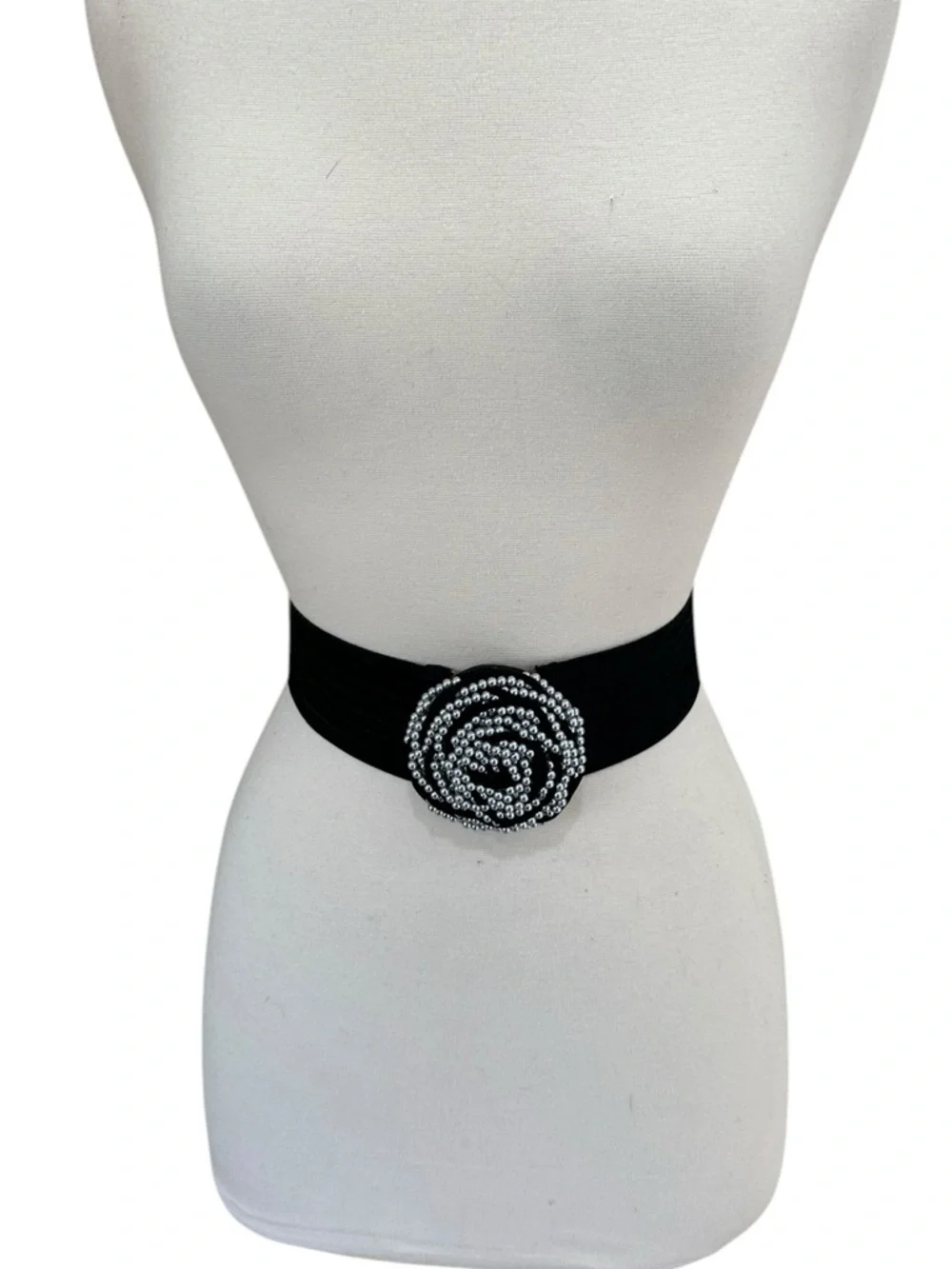 VTG Charmant of Beverly Hills Abstract Silver Tone Buckle +1 Black Stretch Belt